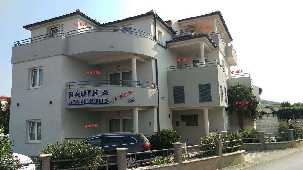 Nautica Apartments Betina  Eksteriør billede